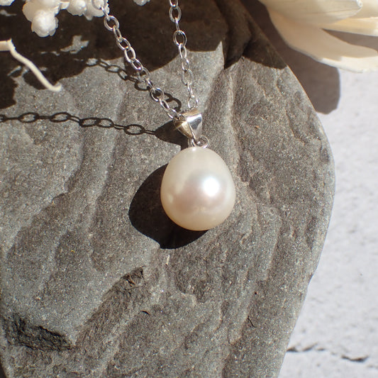 Stillwater Pearl Pendant