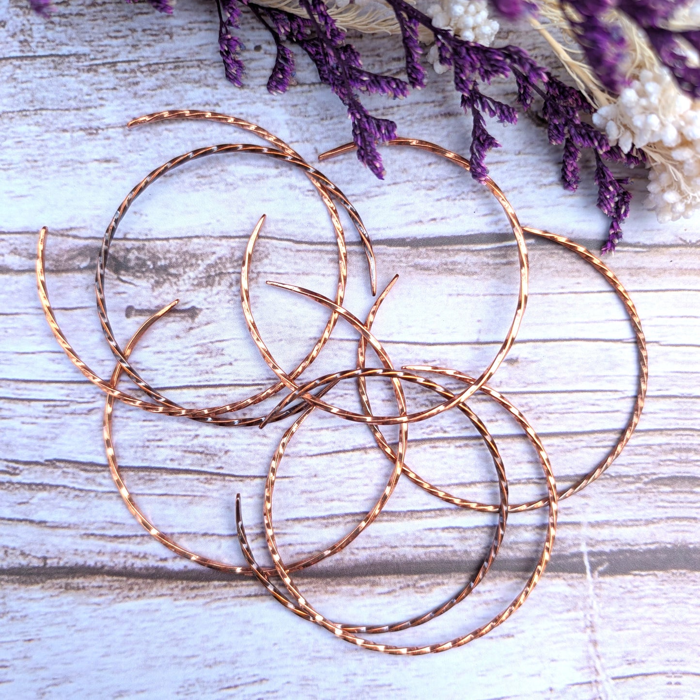 Hedgeroot Twist Cuff