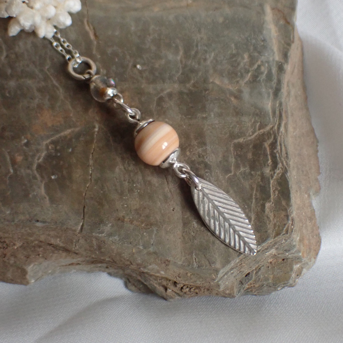 Tidebound Leaf Pendant